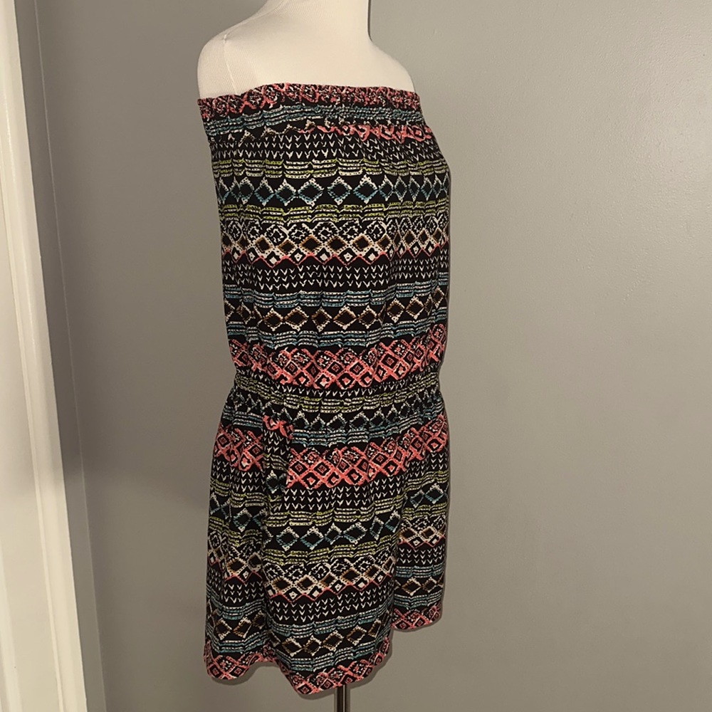 Speed Control Strapless Romper - Picture 2 of 3